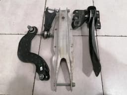 MERCEDES-BENZ Mercedes GLB W247 Right Rear Hub A2473502400 Wheel Bearing Housing Rear Right - — thumbnail 5