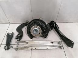 MERCEDES-BENZ Mercedes GLB W247 Right Rear Hub A2473502400 Wheel Bearing Housing Rear Right - — thumbnail 1