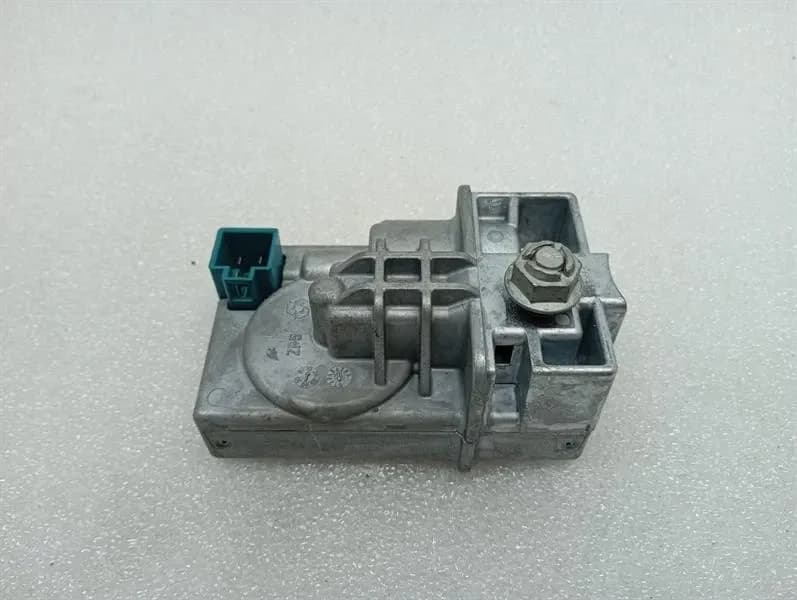 MERCEDES-BENZ Mercedes C Class W204 Steering Lock A2045458132 Steering Column Lock-
