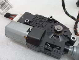 MERCEDES-BENZ MERCEDES C CLASS W204 SUN ROOF ENGINE A2128200308 SUNROOF MOTOR COUPE SET- — thumbnail 4