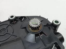 MERCEDES-BENZ MERCEDES C CLASS W204 SUN ROOF ENGINE A2128200308 SUNROOF MOTOR COUPE SET- — thumbnail 6