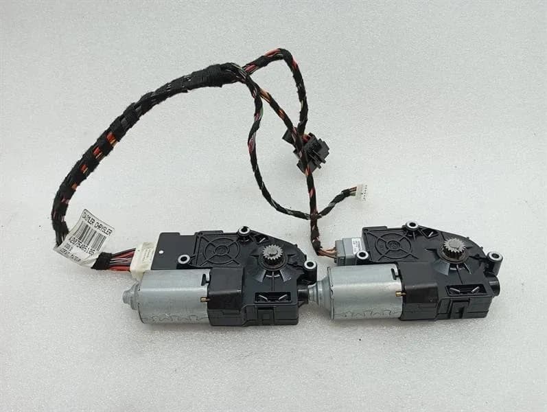 MERCEDES-BENZ MERCEDES C CLASS W204 SUN ROOF ENGINE A2128200308 SUNROOF MOTOR COUPE SET-