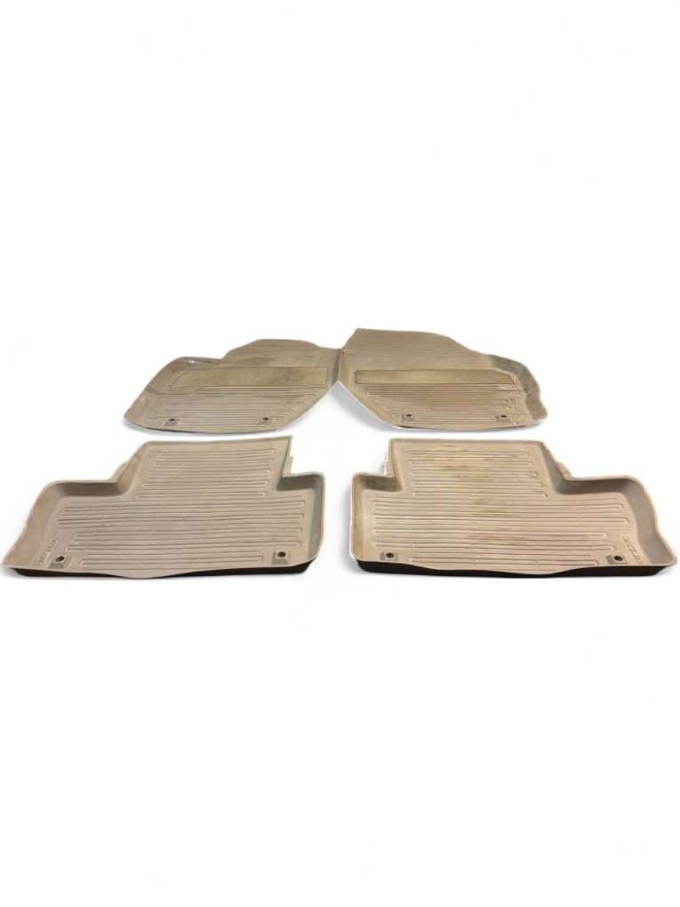 VOLVO 30776547 30776546 30776544 30776545 Floor Mat Set VOLVO XC60 I (2008-2017)