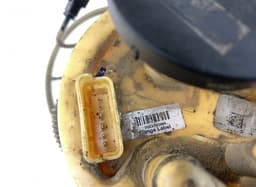VOLVO 31372899 Fuel delivery pump VOLVO XC60 I (2008-2017) — thumbnail 3