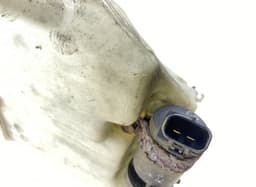 TOYOTA 8531560260 Window washer reservoir TOYOTA LAND CRUISER 90 (1995-2002) — thumbnail 4