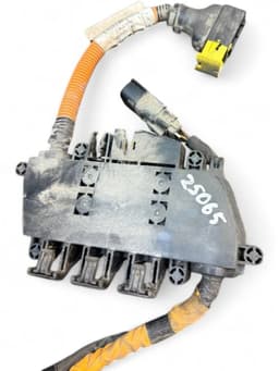 VOLVO 31343541 30659378 Battery charger VOLVO S60 II / V60 I (2010-2018) — thumbnail 6