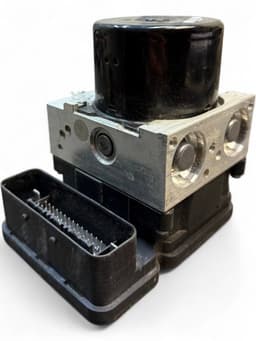 VOLVO 31317074 P31317074 ABS hydraulic unit / pump VOLVO V40 (2012-2019) — thumbnail 1