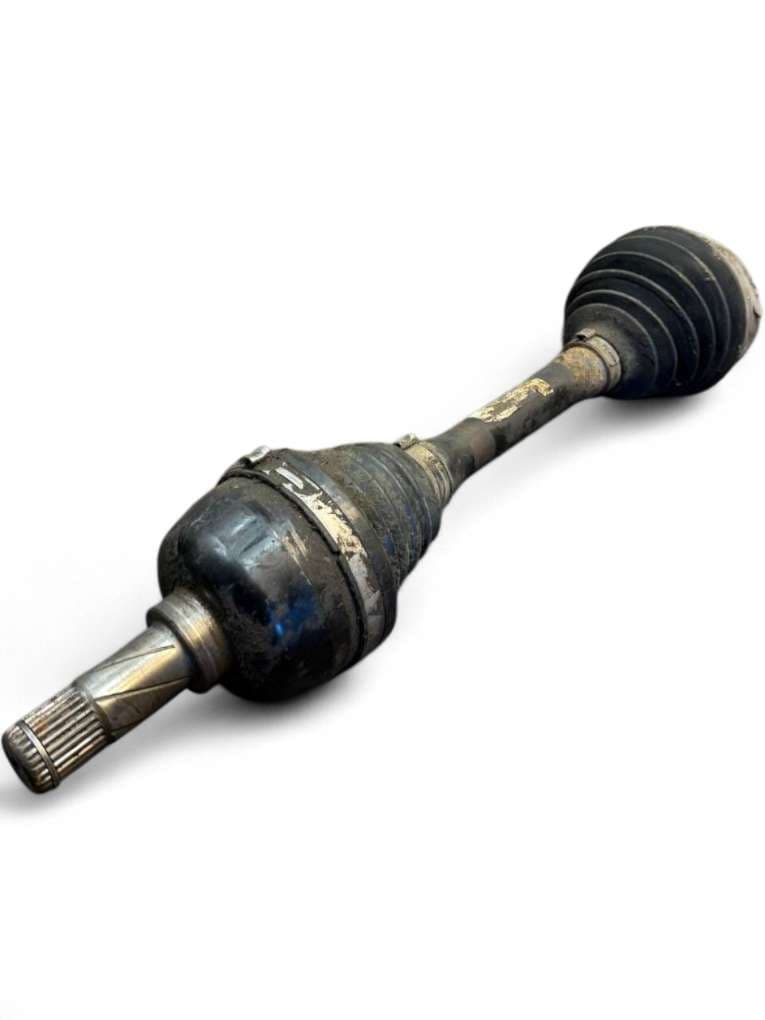 VOLVO Drive Shaft Front Left VOLVO V70 II / XC70 I (P80) (2000-2007)