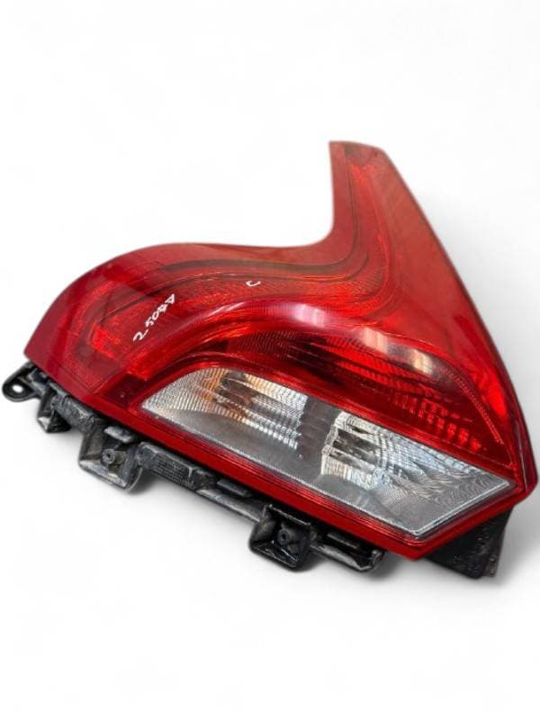 31395844 Tail light left VOLVO V40 (2012-2019)