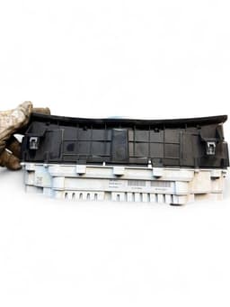 VOLVO 31412271 Instrument Cluster VOLVO V40 (2012-2019) — thumbnail 8