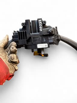 VOLVO 31343022 31394008 31394001 31343218 Indicator/wiper/slip ring switch (stalk) VOLVO V40 (2012-2019) — thumbnail 10