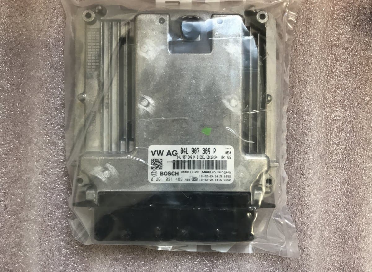 0281031483 Engine Control Unit / module (ECU) SKODA SUPERB III (3V3, 3V5) (2015-2024)