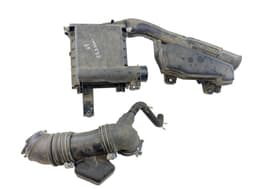TOYOTA 177010T130 Air Cleaner (filter box) TOYOTA AURIS (E18) 2012-2018 — thumbnail 1