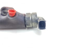 TOYOTA 2381030120 Fuel Distributor / fuel rail TOYOTA HILUX VII (AN10, AN20, AN30) (2005-2015) — thumbnail 2