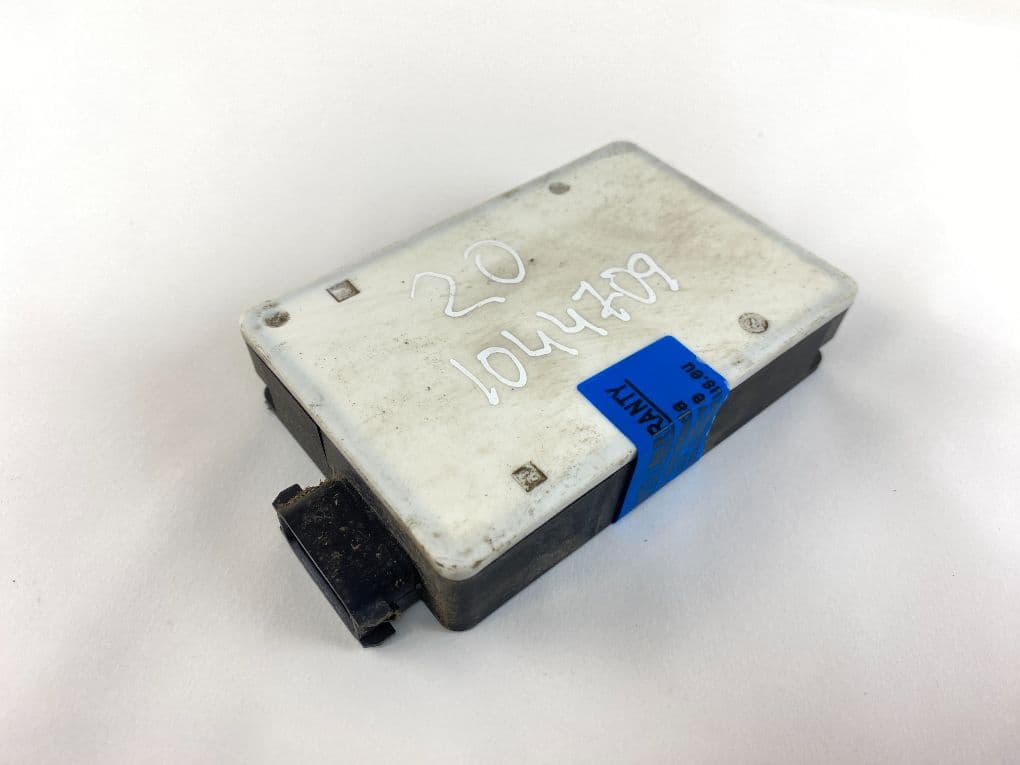 A0009058104 BLIND SPOT radar sensor MERCEDES-BENZ C-CLASS (W205) (2013-2021)