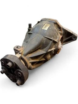 MERCEDES-BENZ 2123501503 A2043500114 A204350011480 Rear axle differential MERCEDES-BENZ E-CLASS (W212) (2009-2016) — thumbnail 1