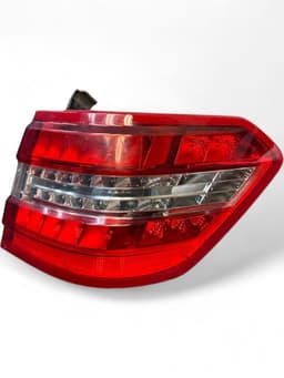 MERCEDES-BENZ A2128204064 Tail light, right MERCEDES-BENZ E-CLASS (W212) (2009-2016) — thumbnail 3