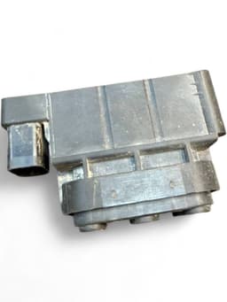 MERCEDES-BENZ A2123200358 2123200358 Air suspension valve block MERCEDES-BENZ E-CLASS (W212) (2009-2016) — thumbnail 5
