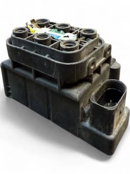 MERCEDES-BENZ A2123200358 2123200358 Air suspension valve block MERCEDES-BENZ E-CLASS (W212) (2009-2016) — thumbnail 1
