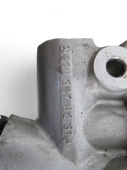 MERCEDES-BENZ A2203270215 A2203270231 A2203200858 Air suspension valve block MERCEDES-BENZ SL-CLASS (R230) (2001-2012) — thumbnail 3