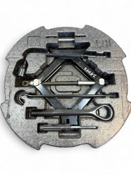 HYUNDAI 09100G4100 Tool Kit HYUNDAI i30 III (PD) (2016-) — thumbnail 4
