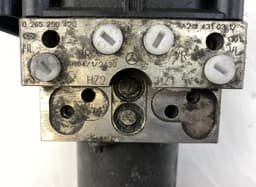 MERCEDES-BENZ 0265250420 0265960373 ABS hydraulic unit / pump MERCEDES-BENZ E-CLASS (W212) (2009-2016) — thumbnail 3