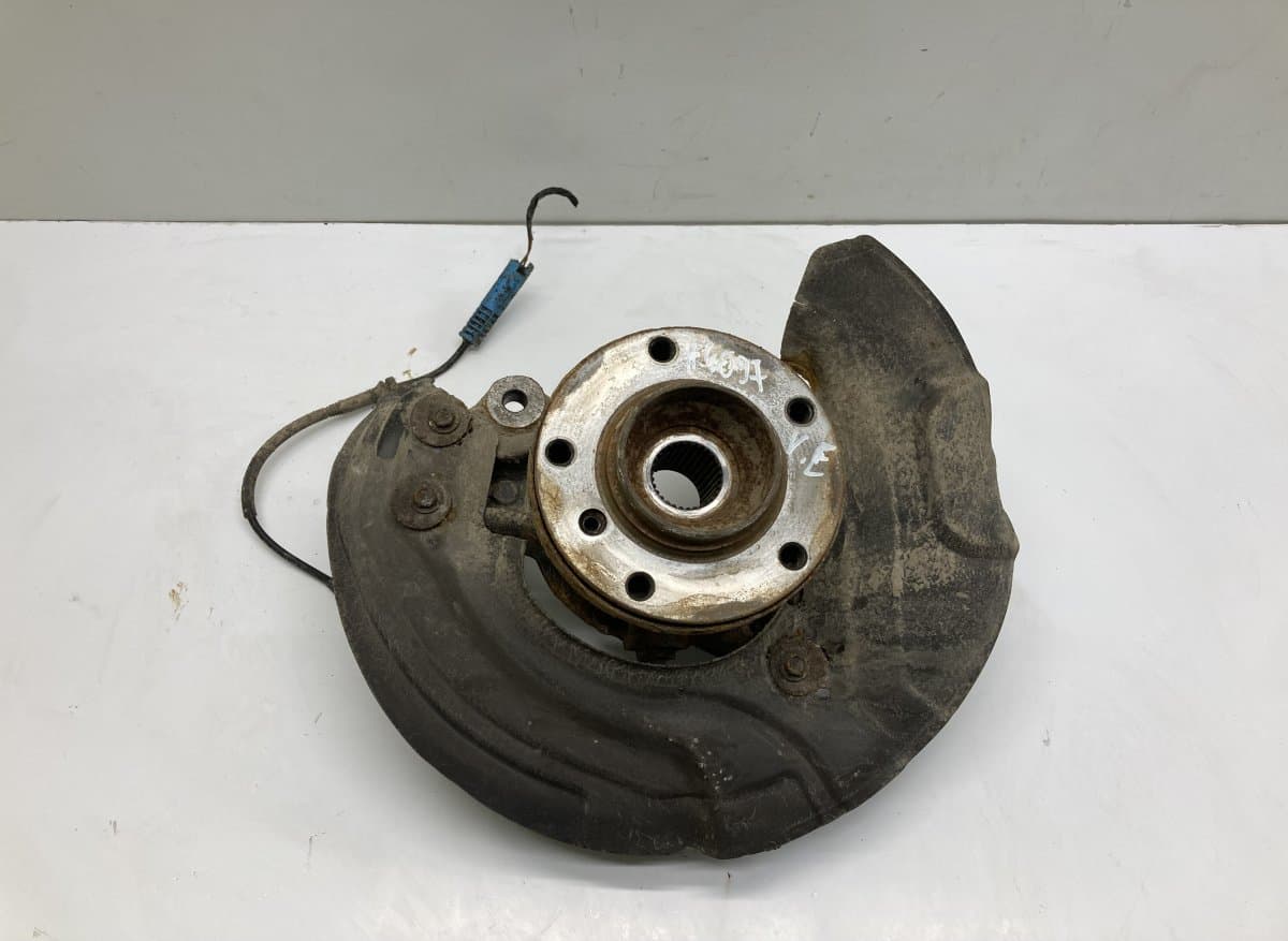 BMW 31216768995 6768995 Wheel bearing housing front left BMW 3 (E90, E91, E92, E93) (2005-2011)