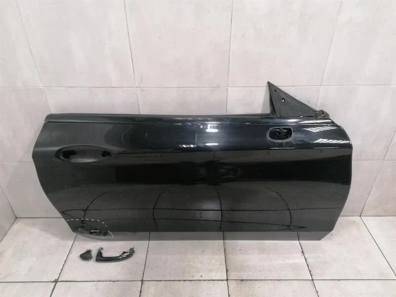 MERCEDES-BENZ Mercedes Coupe W205 Right Front Door A2057209826 Door Front Right FAULTY -