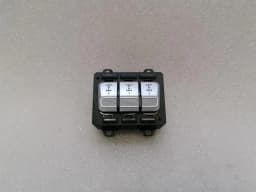 MERCEDES-BENZ MERCEDES G-CLASS W463A W464 18-24 G63 AMG Switch A4639004704 Switch DIFF- — thumbnail 1