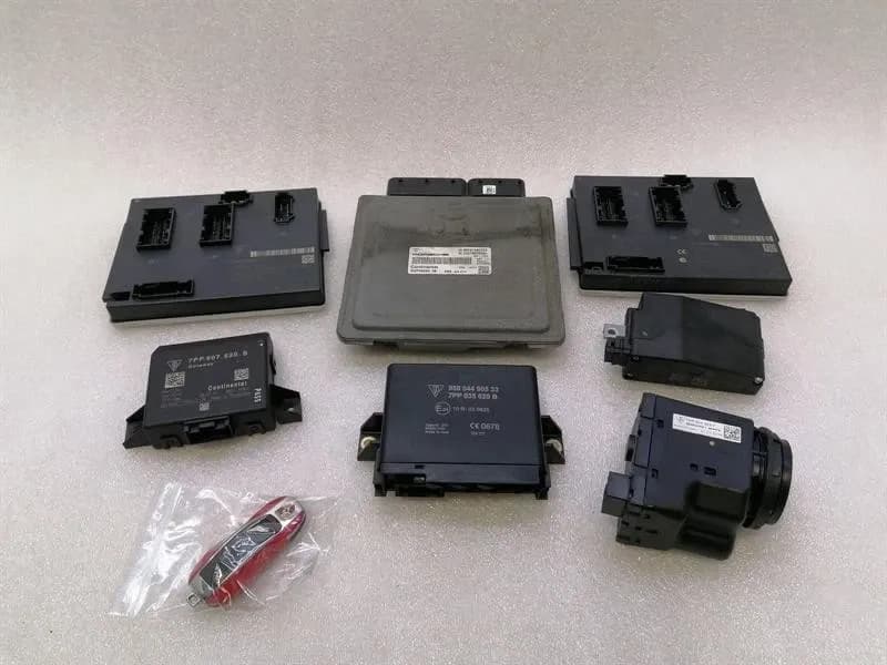 PORSCHE Porsche 911 991 engine ECU set 99161860203 engine control unit set MA103 3.8-