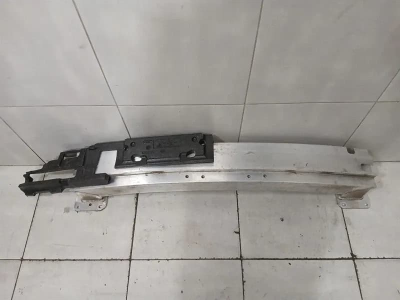 Porsche Taycan 9J rear bumper beam 9J1803184C rear bumper carrier-
