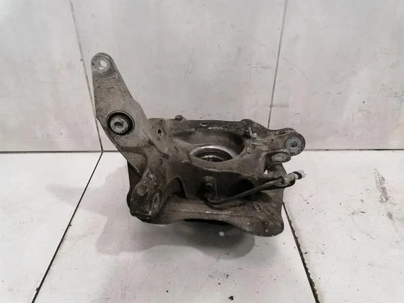 PORSCHE Porsche 911 997 Turbo Right Front Hub 99734116624 Wheel Bearing Housing Front Right-