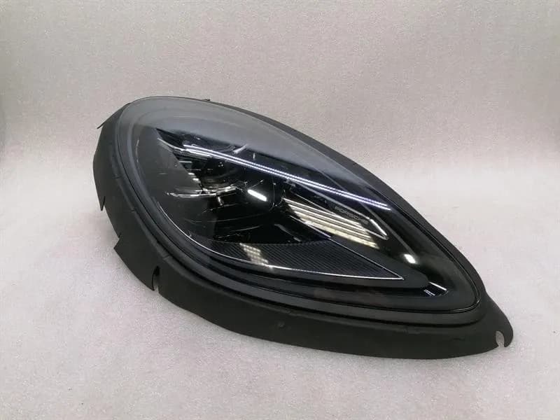 PORSCHE 2022 Porsche Macan 95B Right Headlight 95B941016G PDLS MATRIX LED Headlamp-
