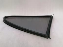 PORSCHE Porsche 911 1984-1989 Right Rear 1/4 Glass 91154310202 Door Glass 1/4 Rear RH- — thumbnail 5
