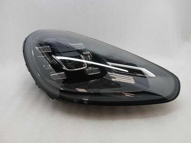 MK2 14-17 PORSCHE CAYENNE 958 92A Right Headlight 958941774C Headlamp Right-