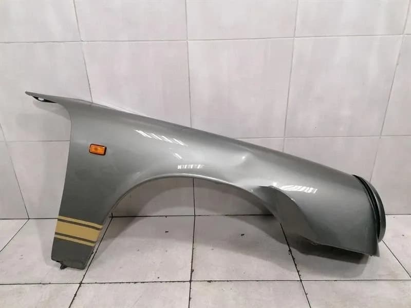 Porsche 911 Carrera 3.2 1984-1989 Right Wing 91150303204 FAULTY Re Fender-