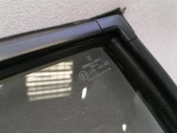 PORSCHE Porsche 911 1984-1989 Right Rear 1/4 Glass 91154310202 Door Glass 1/4 Rear RH- — thumbnail 9