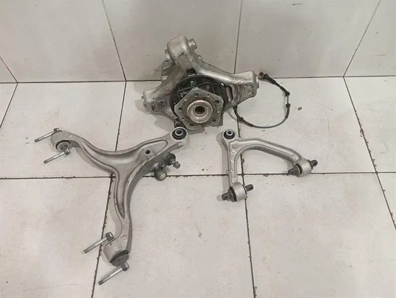 FERRARI Ferrari 599 GTB F141 Left Rear Hub 220453 Wheel Bearing Housing Rear Li CCM SET-