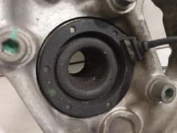 FERRARI Ferrari 599 GTB F141 Left Front Hub 219551 CCM BRAKES Wheel Bearing Housing Front Li- — thumbnail 6