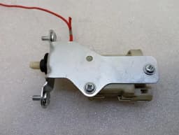 FERRARI Ferrari 599 GTB F141 67489500 FUEL FLAP ACTUATOR Actuator Fuel Cap- — thumbnail 5