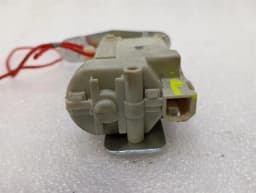 FERRARI Ferrari 599 GTB F141 67489500 FUEL FLAP ACTUATOR Actuator Fuel Cap- — thumbnail 6