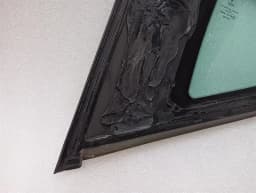 FERRARI Ferrari 599 GTB F141 Right Rear 1/4 Glass 82321100 Door Glass 1/4 Rear RH- — thumbnail 10
