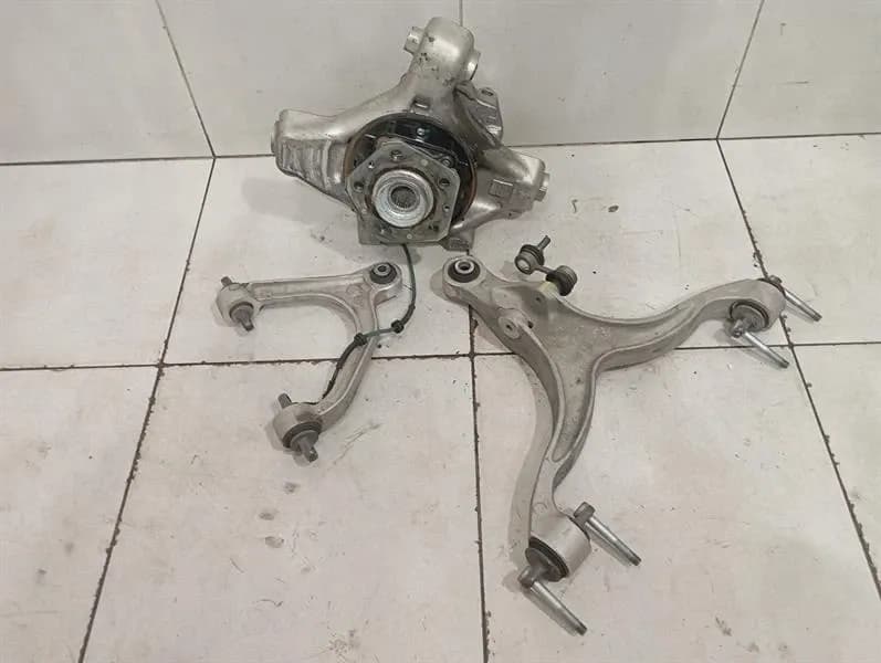 FERRARI Ferrari 599 GTB F141 Right Rear Hub 220454 Wheel Bearing Housing Rear Re CCM SET-