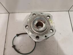 FERRARI Ferrari 599 GTB F141 Right Front Hub 197232 Wheel Bearing Housing Front Right- — thumbnail 3