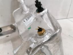 FERRARI Ferrari Purosangue F175 suspension oil tank with defects 913873 reservoir - — thumbnail 4