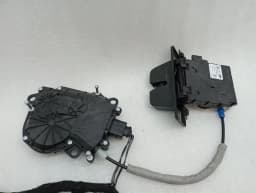 LAND ROVER Land Rover Range Rover Sport L494 Boot Lock DK62-404C10-AE Tailgate Lock- — thumbnail 9