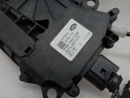 LAND ROVER Land Rover Range Rover Sport L494 Boot Lock DK62-404C10-AE Tailgate Lock- — thumbnail 3