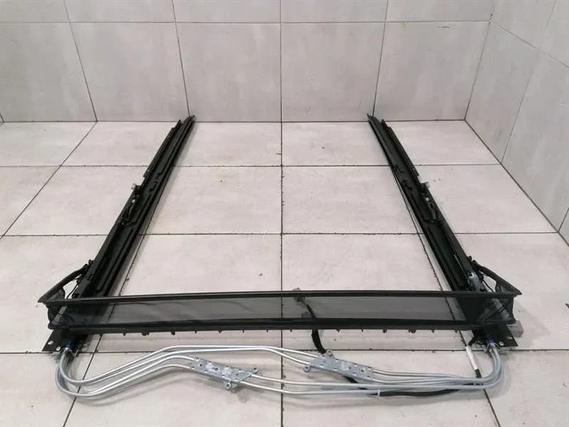 LAND ROVER Land Rover Range Rover Sport L494 Sunroof Frame LR163712 Sunroof Frame-