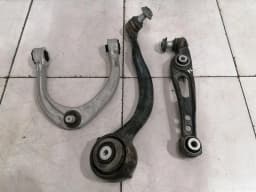LAND ROVER Land Rover Range Rover Sport L494 Left Front Hub LR043582 Front Wheel Bearing Housing - — thumbnail 3
