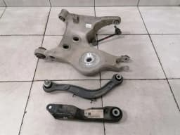 LAND ROVER Range Rover Sport L494 Right Rear Hub LR043593 Wheel Bearing Housing Rear Re- — thumbnail 5